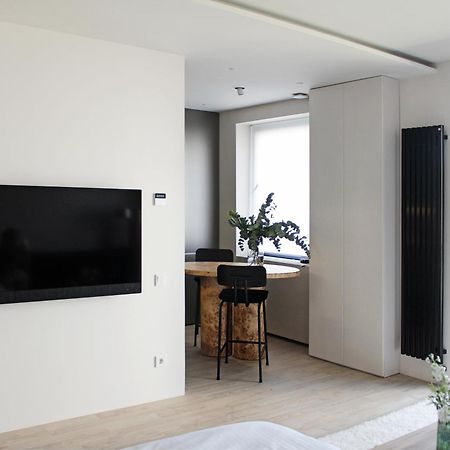 Apartament E L E V E N Iwano-Frankiwsk Zewnętrze zdjęcie