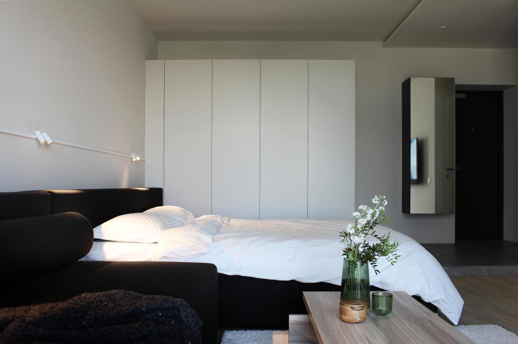 Apartament E L E V E N Iwano-Frankiwsk Zewnętrze zdjęcie